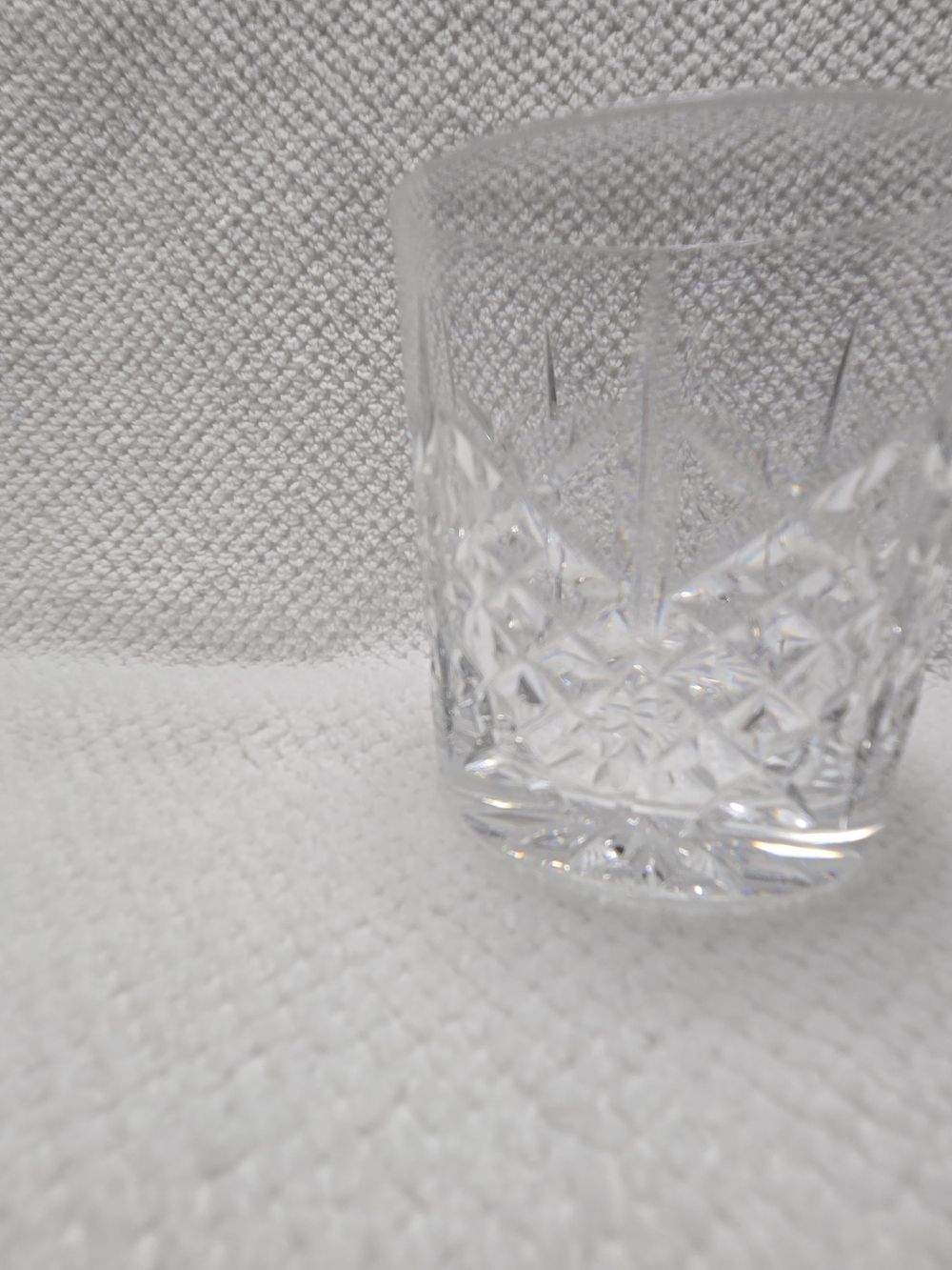 Crystal Cut Scottish Whiskey Glasses - Clear (Set of 3) - Picture 3 of 7